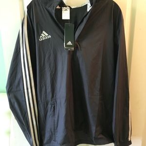 adidas L windbreak NWT